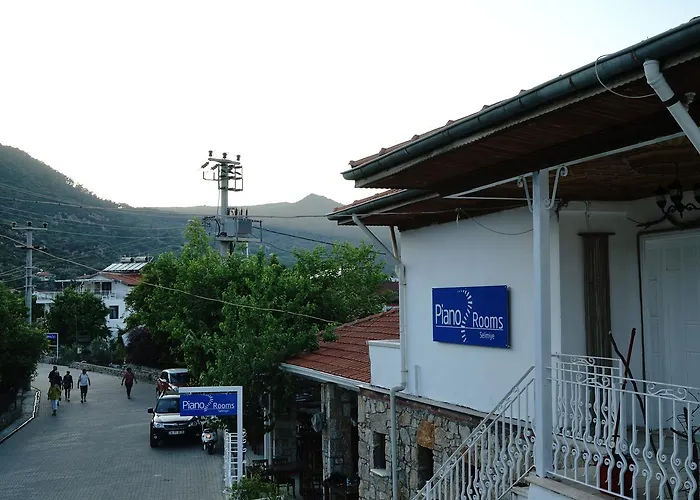 Piano - Adults Only Hotel