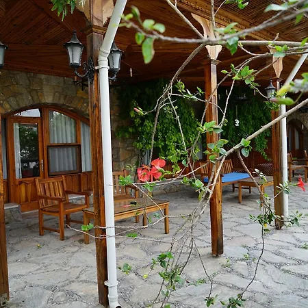 Hotel Piano - Adults Only