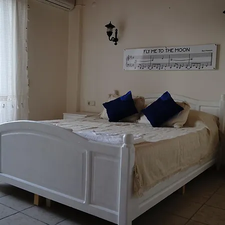 Hotel Piano - Adults Only