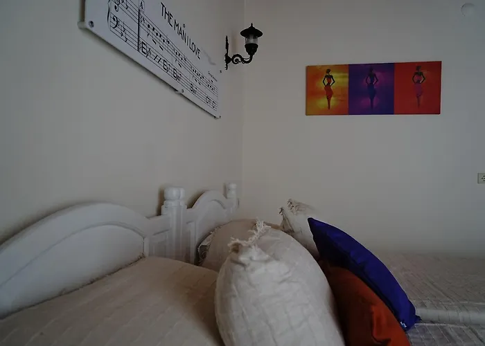 Piano - Adults Only Hotel